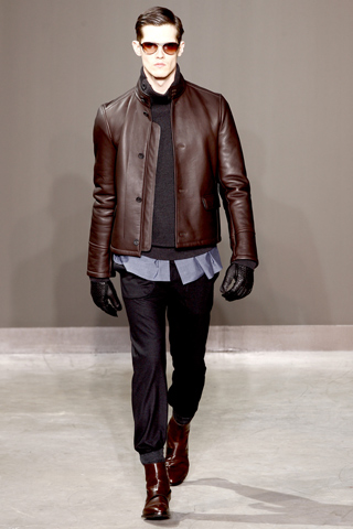 Louis Vuitton / - 2010-2011